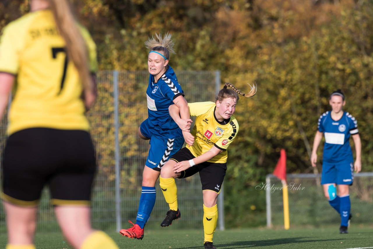 Bild 73 - F SSC Hagen Ahrensburg - SV Frisia 03 Risum-Lindholm : Ergebnis: 2:0